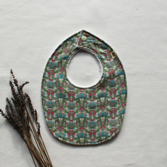 Little Acorn Liberty Bib 'Danuna' - Soft Green
